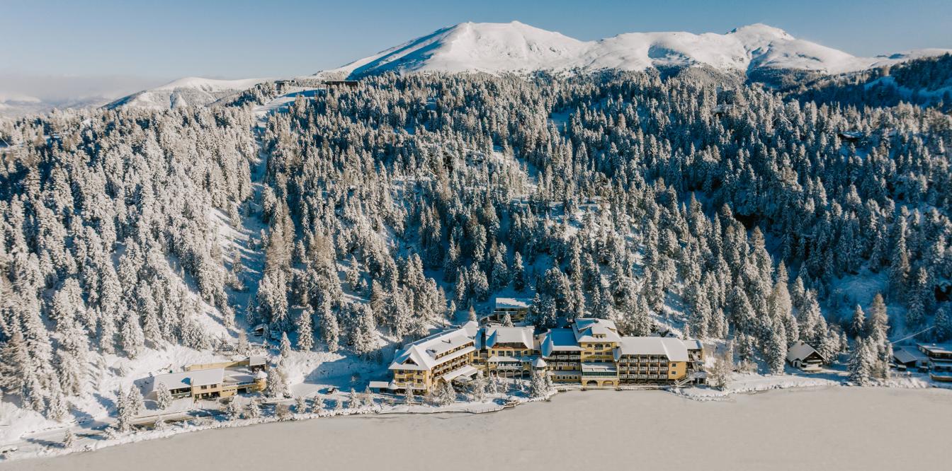 Jägerwirt-Panorama-Winteransicht-1 (c) WKM